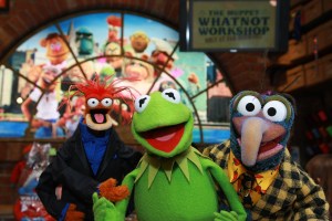 The Muppets Visit The Whatnot Workshop At FAO Schwarz