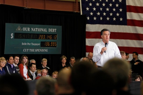 GOP Presidential Candidate Mitt Romney Campaigns In Michigan