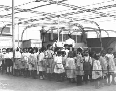schoolroofclintonstreet1906