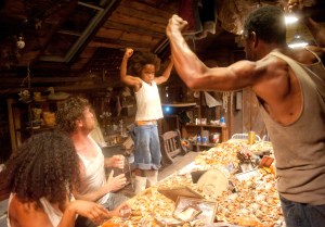 (QuvenzhaneÌ Wallis), (Dwight Henry), (Gina Montana), (Levy Easterly)