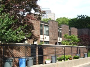 75-Henry-St.-Whitman-Close-TH-2