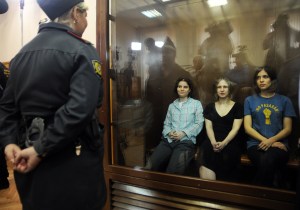 RUSSIA-POLITICS-MUSIC-RIGHTS-PROTEST