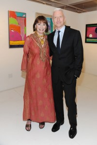 1stdibs Presents Preview Party Gala Benefit for The World of Gloria Vanderbilt: Collages, Dream Boxes, and Recent Paintings