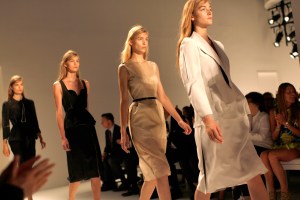 CALVIN KLEIN S/S 2013 Fashion Show