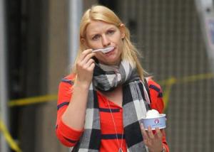 claire-danes-090612-sp