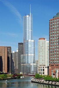 Going big: The Trump International in Chicago. (Wikimedia Commons)