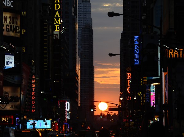 Manhattanhenge. (Getty)