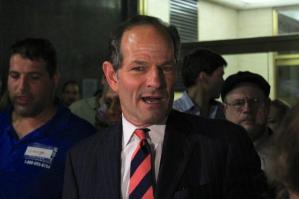 George Smith standing behind Eliot Spitzer at the Board of Elections Thursday. (Photo: Colby Hamilton/DNAinfo New York)