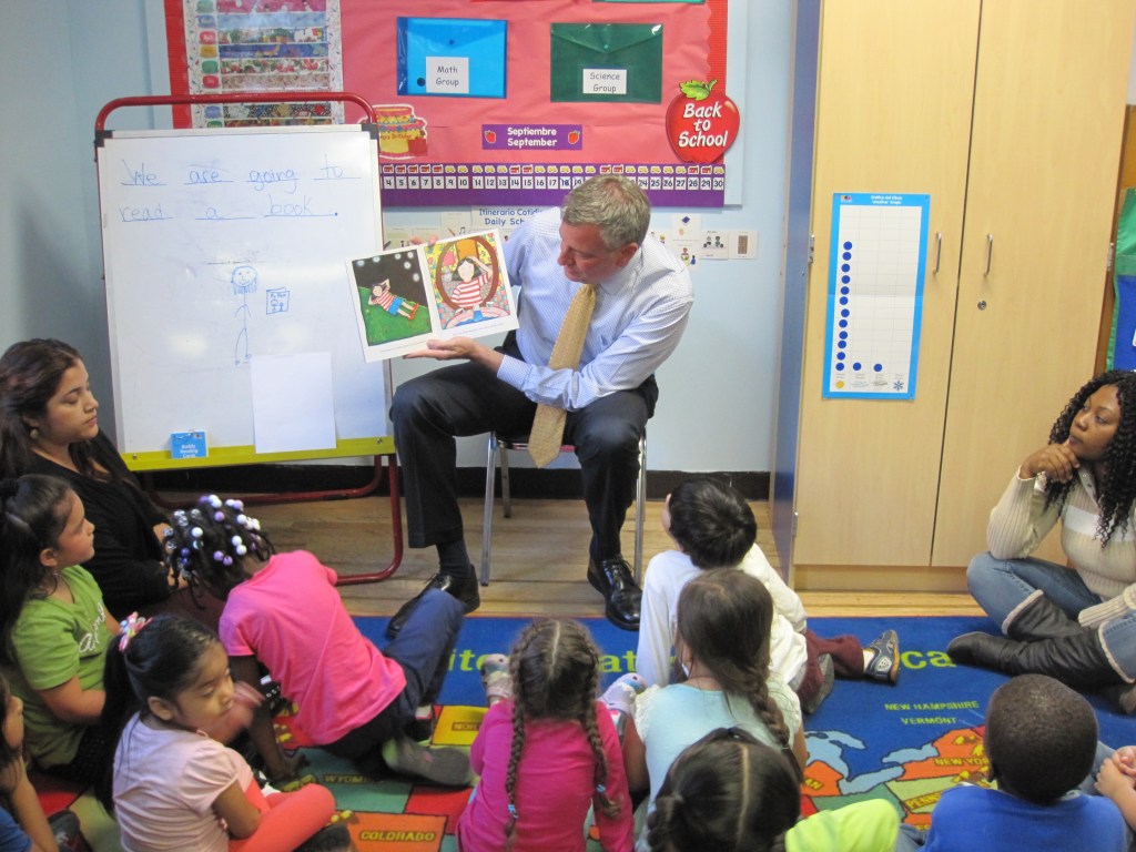 Bill de Blasio reads to preschoolers in East Harlem.
