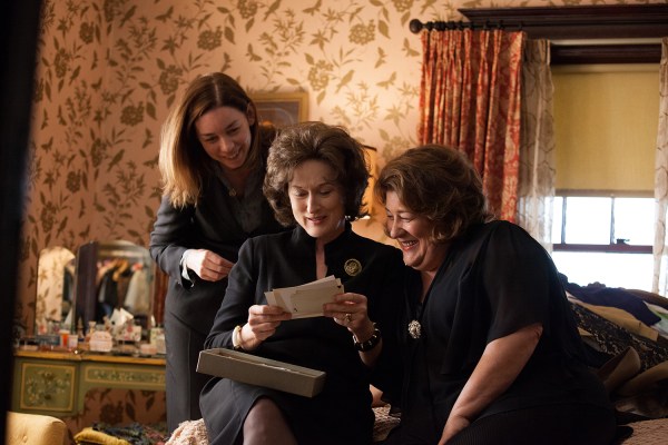 Meryl Streep, center, as Violet, the domineering Weston family matriarch.