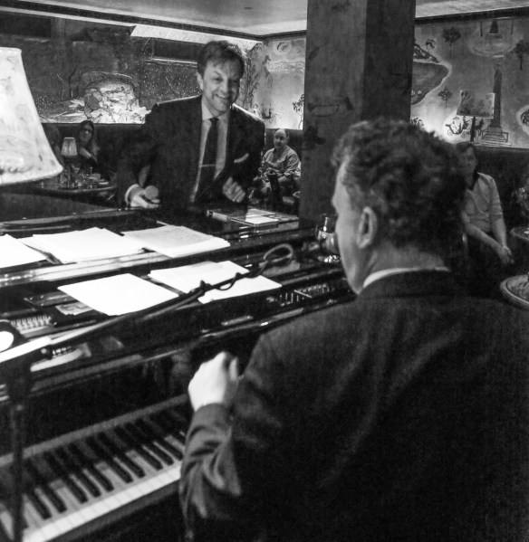 Billy Stritch, at right, with Jim Caruso at the Carlyle’s Bemelmans Bar. (Photo by Stephen Sorokoff)