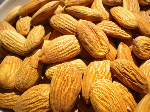 Almonds Almonds