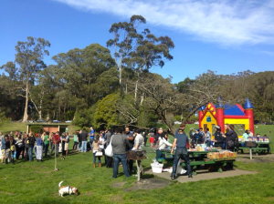 Imgur's fifth birthday party, where "Imgurians" met each other IRL (Screen grab, Imgur)