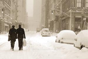 Walking in a winter wonderland (Arnold Pouteau via Flickr)