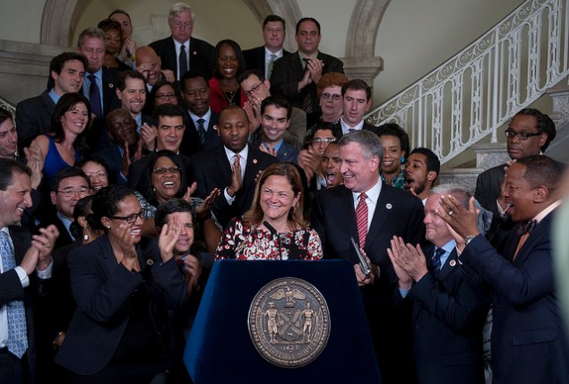 Council Speaker Melissa Mark-Viverito and Mayor Bill de Blasio agreeing to a new budget last week. (Photo: William Alatriste/NYC Council)