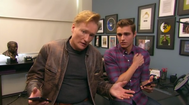 Look at this sexy pair. (Screengrab: Team Coco)