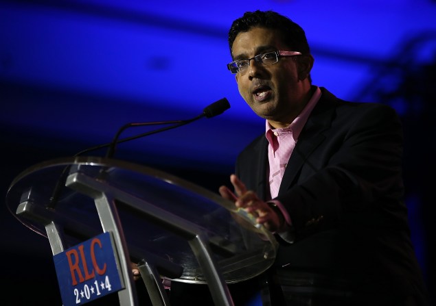 Conservative filmmaker and author Dinesh D'Souza (Photo by Justin Sullivan/Getty Images)