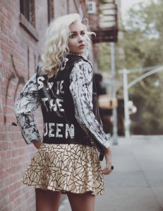Mr. Flom's latest acquisition is Maty Noyes, a 16-year-old Mississippi native.