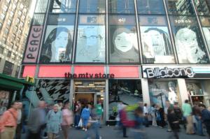 1515 Aeropostale to Take Old MTV Studio Space in Times Square