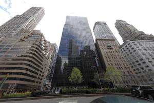 499 park ave Halstead Moves Flagship to 59th and Park