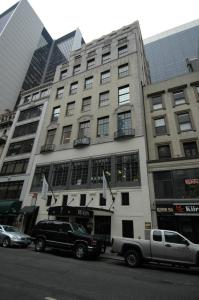 kate leonova 24 w 57th Gallerie St. Etienne Expands in APF’s 24 West 57th Street 