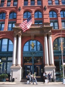 puck building sunks 2 Puck Building Gets First Retailer in Over a Century