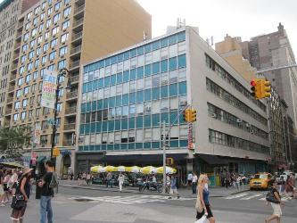 coffee shop 2 Coffee Shop and Attractive Waiters Ink Renewal Deal at 27 Union Square West