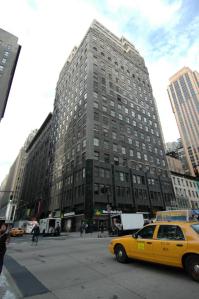 pshark1001aveofamers American Israeli Non Profit Takes Full Floor at 1001 Sixth Avenue 