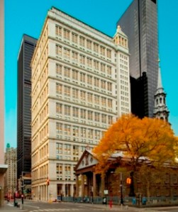 HarperCollins has leased 180,000 square feet at 195 Broadway.