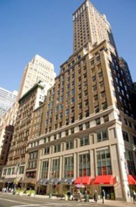 img 8 283x430 C&W Loses Brokers But Retains Agency at 535 545 Fifth Ave.