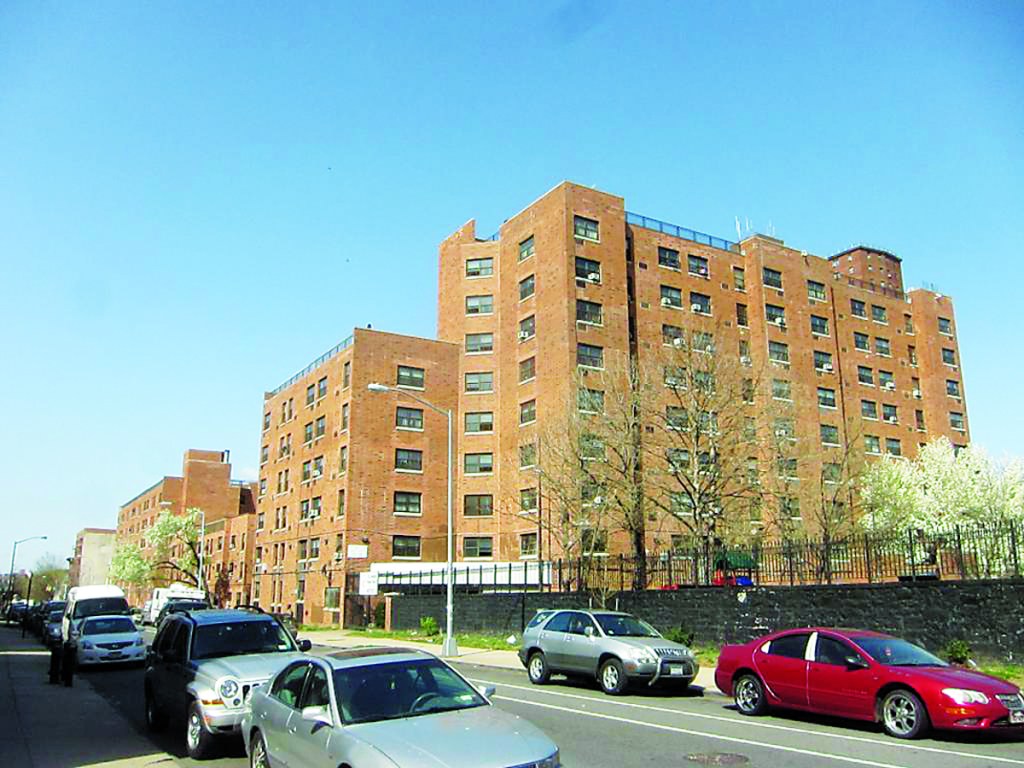 Phoenix Realty Group's Willoughby Court Apartments