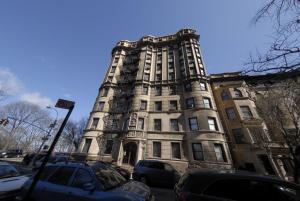 120 Riverside Drive, one of the two buildings sold in the deal