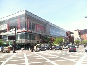 The 285,000-square-foot Harlem USA at 300 West 125th Street opened 14 years ago and was a forerunner to development on West 125th Street. (Photo: Al Barbarino)