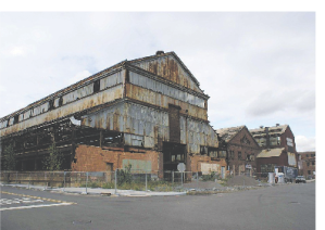 The old structure at Brooklyn Navy Yard buildings 128, 123 and 28. (Plaza Construction)