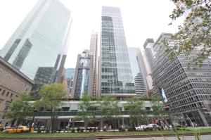 Lever House at 390 Park Avenue