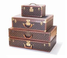Auctionata Well-Traveled Gentleman