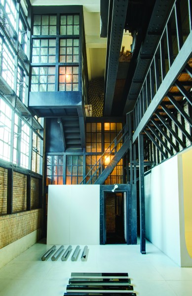 This East 6th Street building caught Nora's eye. (Photo: C. Taylor Crothers) Photography