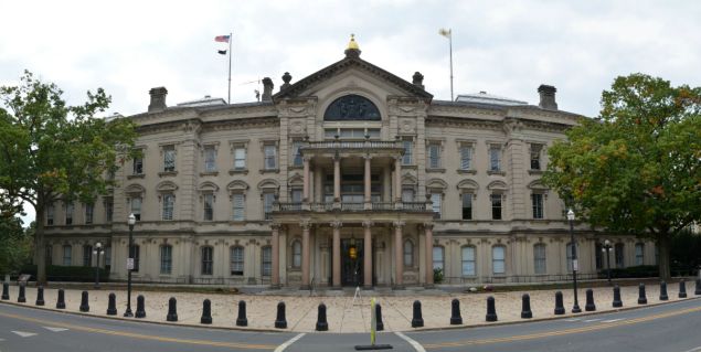 Independent spending is on track to hit new records in 2017's gubernatorial and legislative elections.
