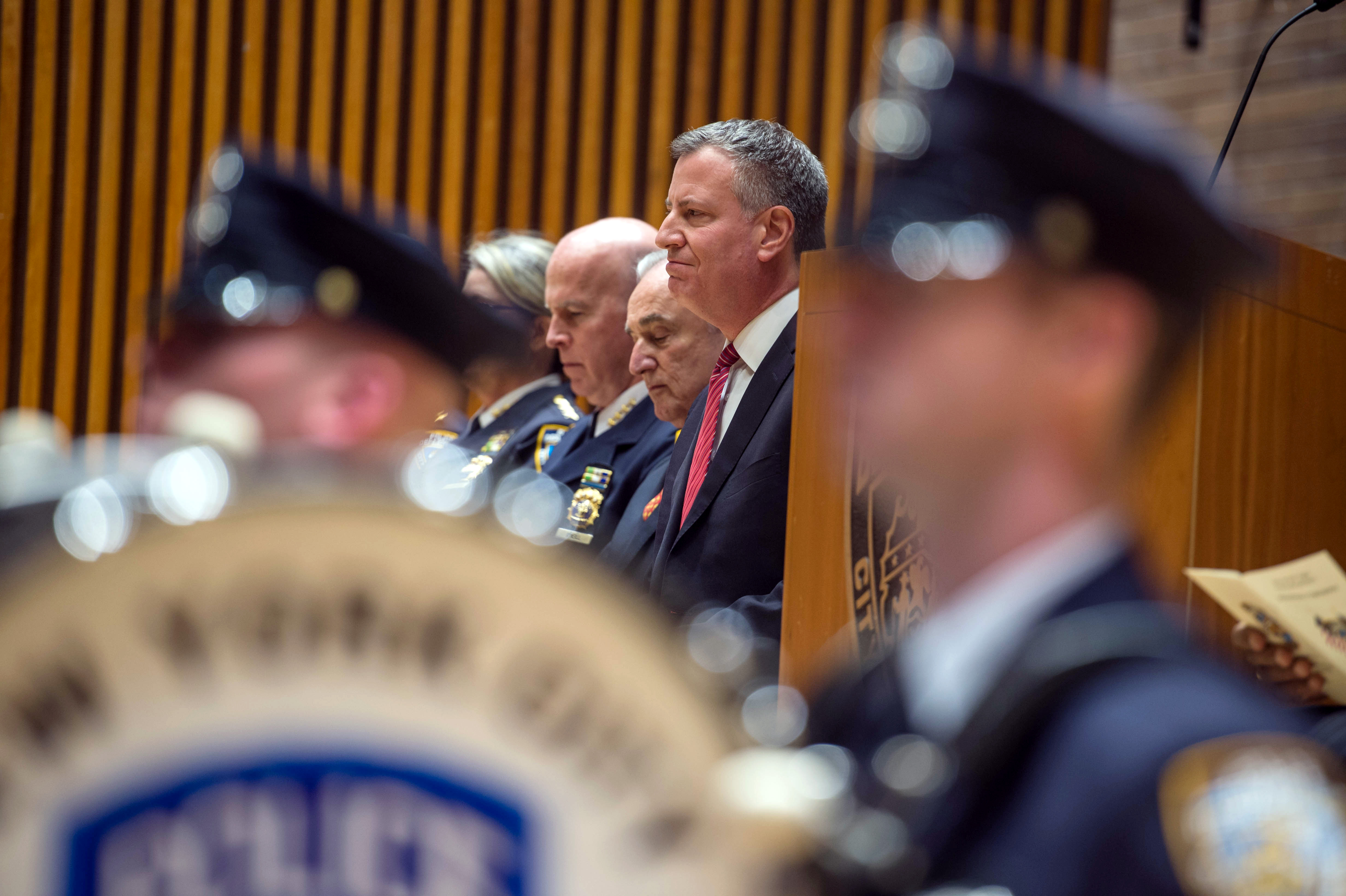 Mayor Bill de Blasio delivers remarks at an NYPD promotions ceremony on December 19. (Demetrius Freeman/Mayoral Photography Office)