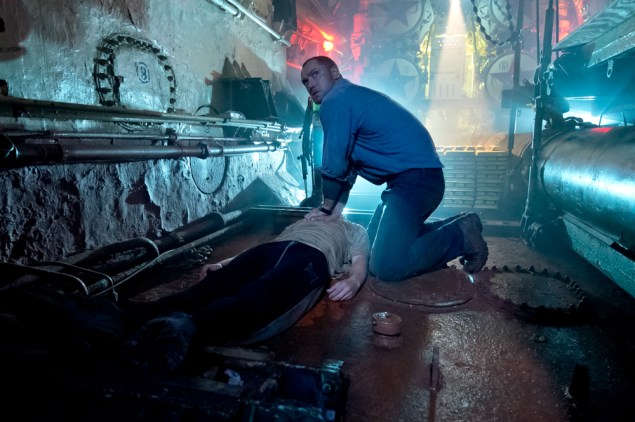 Jude Law takes the helm in Black Sea.