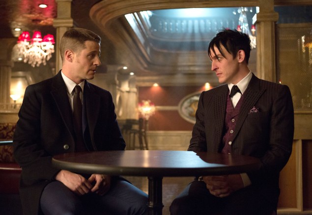 Gotham-ep113_scn34_21233_hires1
