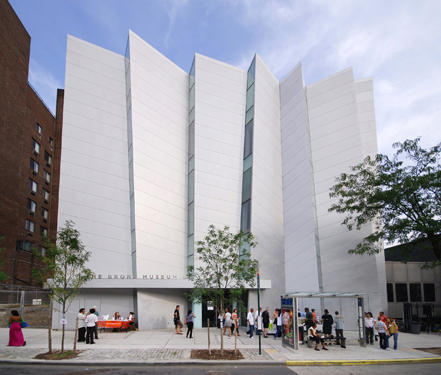 The Bronx Museum of the Arts. (Photo courtesy The Bronx Museum of the Arts, Lehman College Art Gallery and © Norman McGrath, courtesy Arquitectonica)