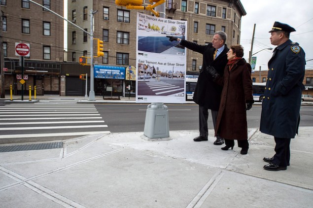 Mayor Bill de Blasio with Department of Transportation Commissioner Polly Trottenberg at a "Vision Zero" related announcement. (Photo: NYC Mayor's Office)