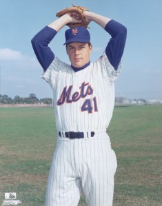 Tom Seaver, who won the Rookie of the Year in 1967, offers some advice for Jacob deGrom (Getty Images).