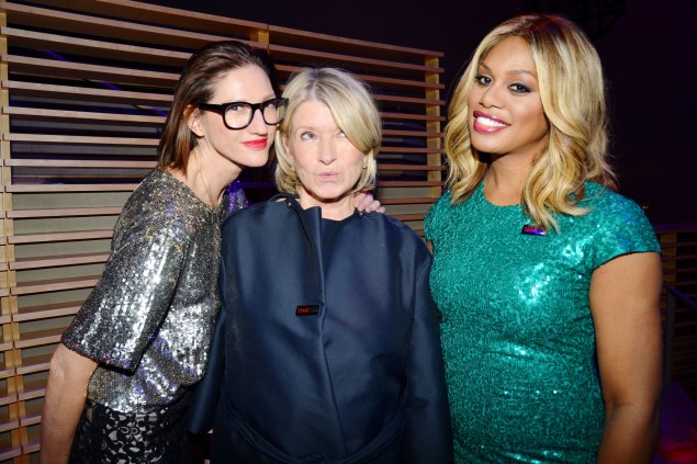 Ms. Lyons wore the bob, glasses and bright lipstick as she posed alongside Martha Stewart and Laverne Cox. (Photo: Patrick McMullan)