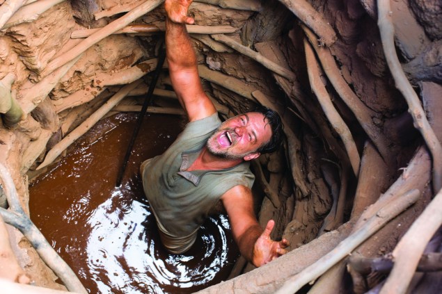 Russell Crowe finds water. 