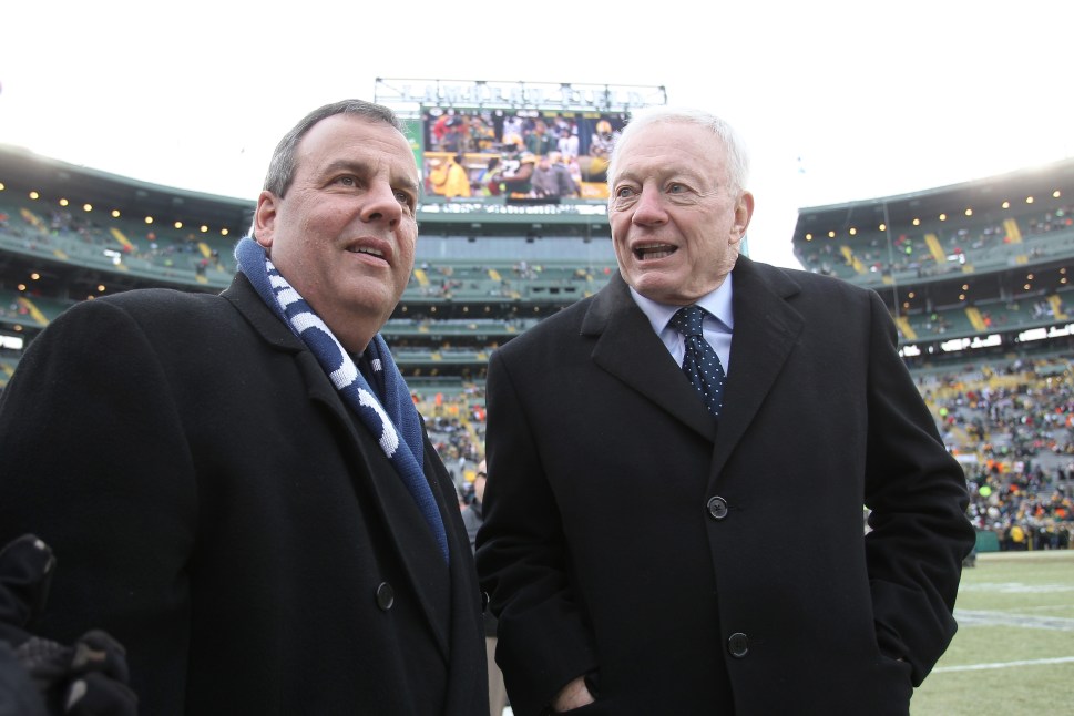 GREEN BAY, WI - JANUARY 11: New Jersey Governor Chris Christie and Dallas Cowboys owner Jerry Jones talk prior to the 2015 NFC Divisional Playoff game between the Dallas Cowboys and the Green Bay Packers at Lambeau Field on January 11, 2015 in Green Bay, Wisconsin. (Photo by Mike McGinnis/Getty Images)