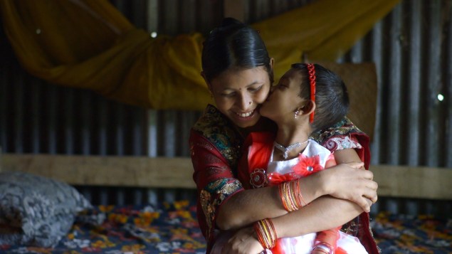 Shima and her daughter, Nadia. (Photo: The True Cost)