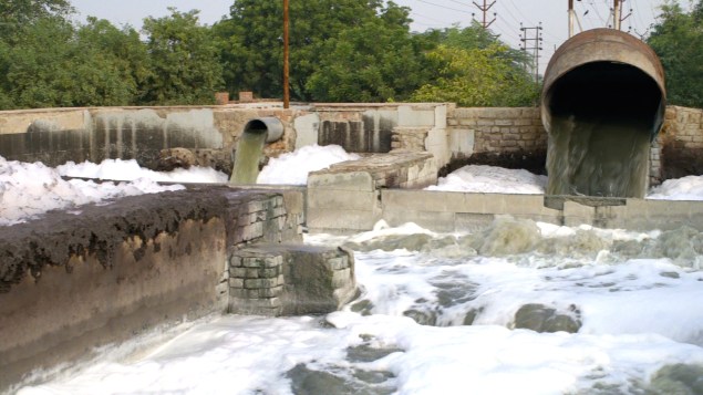 There are environmental impacts, too. (Photo: The True Cost)