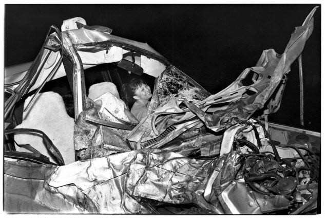 "Woman laughing after car wreck" (Photo: © THE CITY by Andrew Savulich, published by Steidl www.steidl.de)